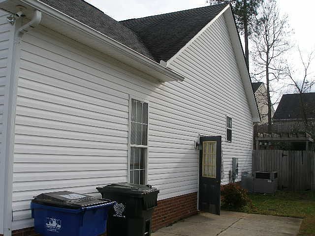2nd image of 3921 Cold Harbour Dr