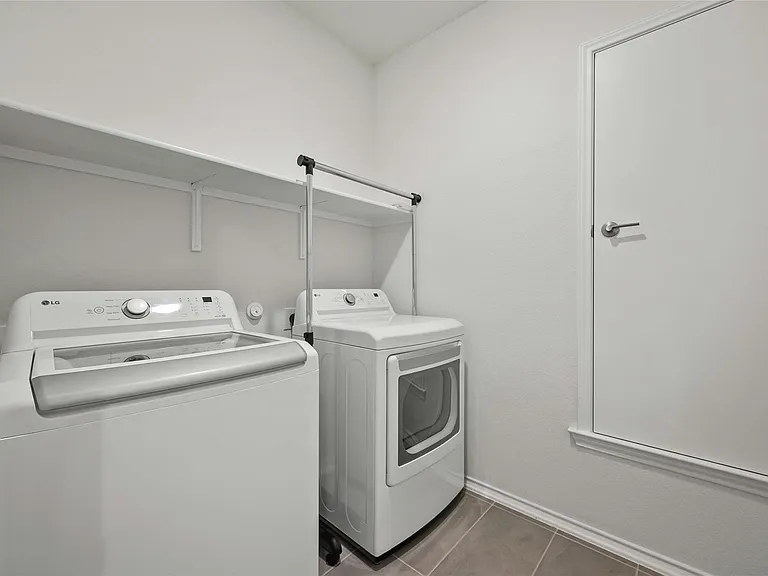 7712 Libretto Ln — Photo 27