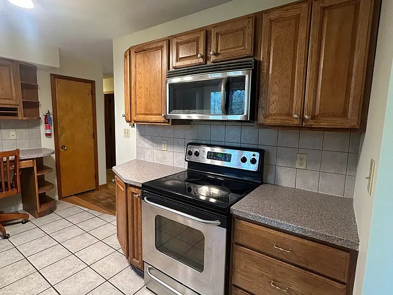 643 Wiltshire Dr — Photo 14