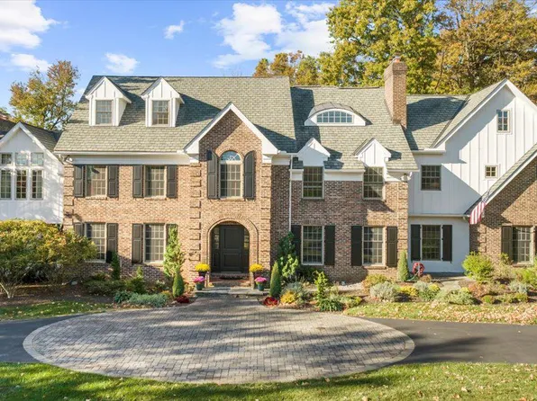 1230 Forest Hill Dr, Lower Gwynedd, PA 19002