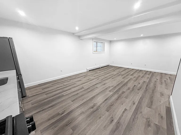 54 Broad Ave #D3 — Photo 3
