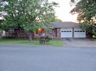 2002 White Ave, Tahlequah, OK 74464