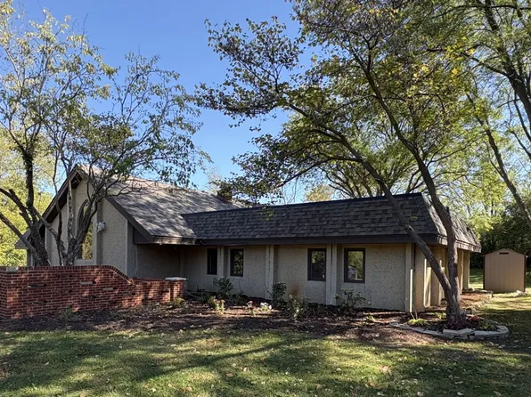 4706 Wyoming Way, Crystal Lake, IL 60012