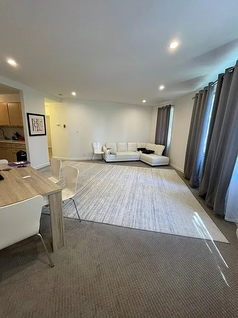 2 bed, 1140 sqft, $3,995 — Photo 1