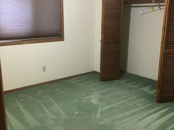 3rd image of 2607 Topaz Ave