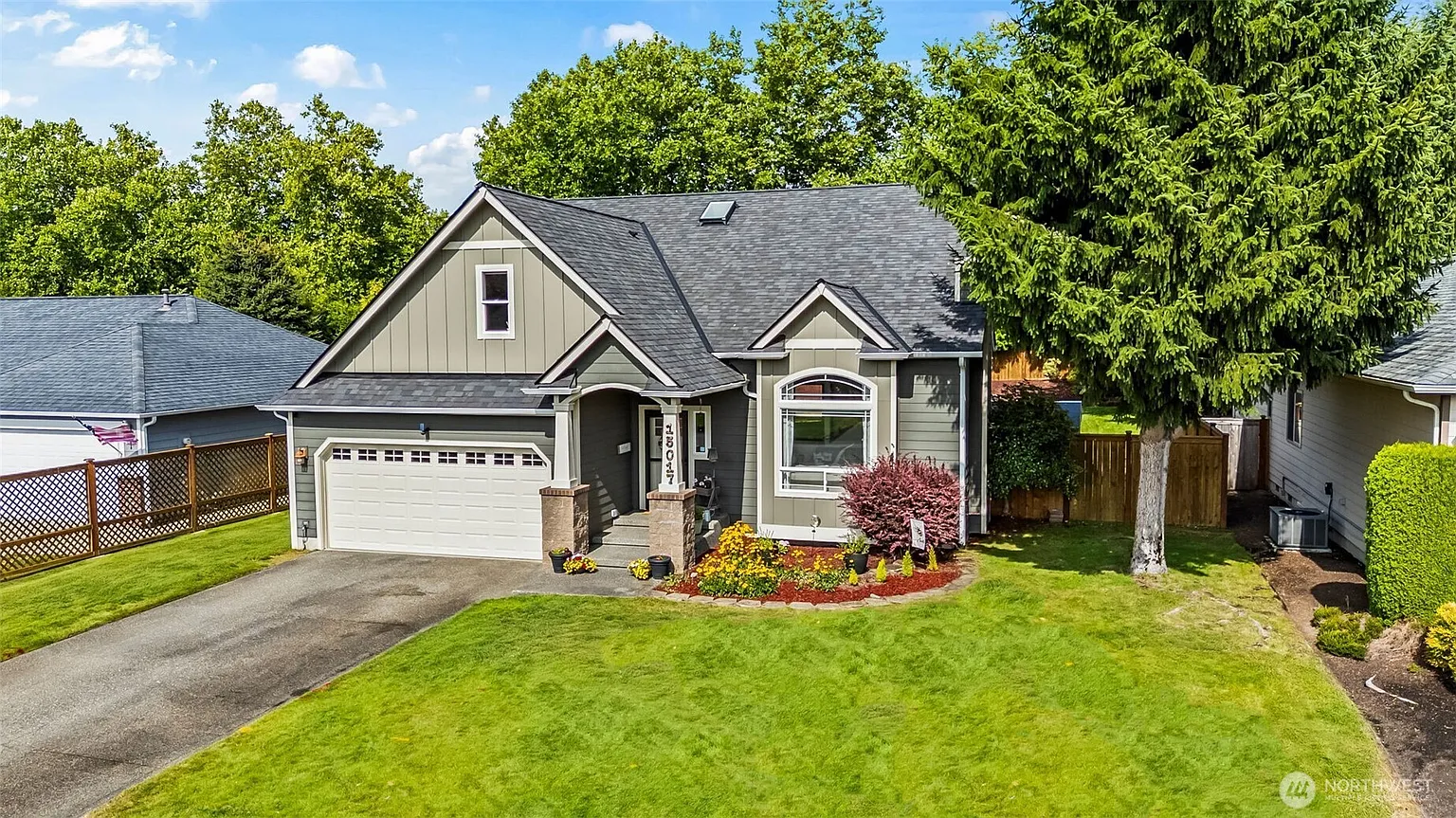 15017 148th Avenue Ct E photo 1