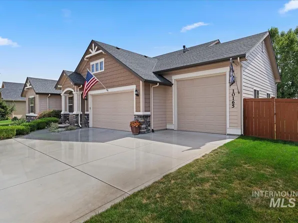 10165 W Purple Ash Dr, Star, ID 83669