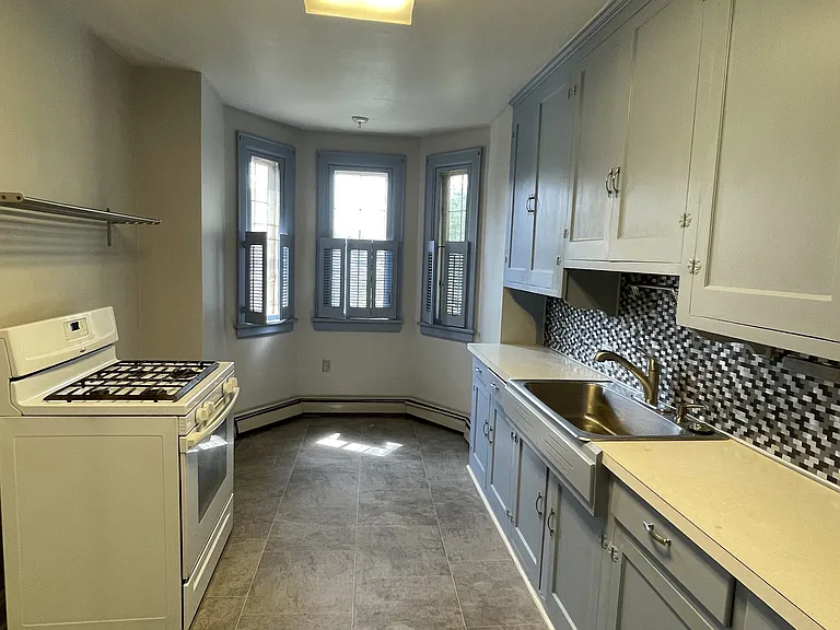 1651 Wyandotte Rd #A — Photo 5
