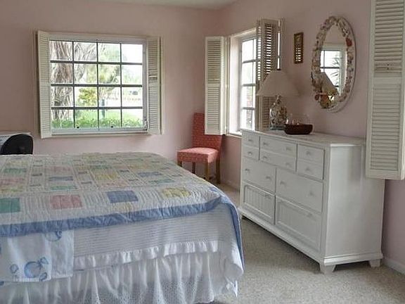 4th image of 6497 Bay Club Dr APT 1