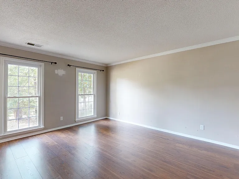 1531 Dartmouth Ct — Photo 5