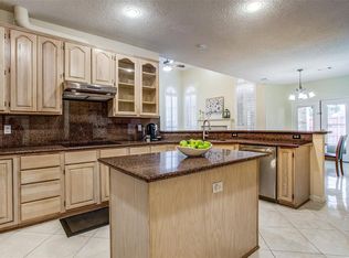 1919 Paloma Way, Arlington, TX 76006