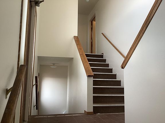 2nd image of 4421 Crow Dr
