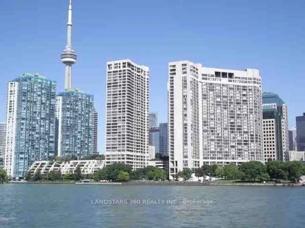 55 Harbour Sq #3311, Toronto, ON M5J 2L1