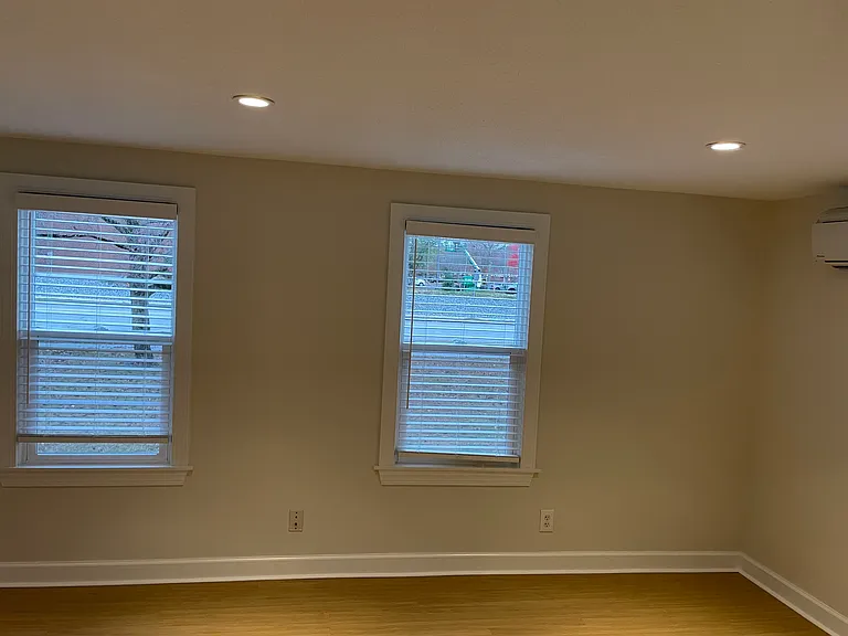 415 Naubuc Ave #1 — Photo 30