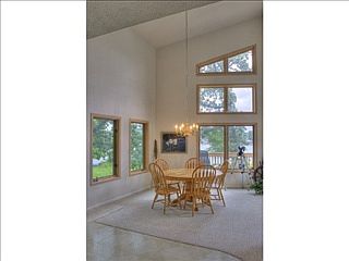 4th image of 1248 Candlewick Dr NW