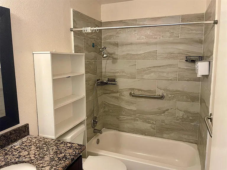 11615 Carvel Ln — Photo 7