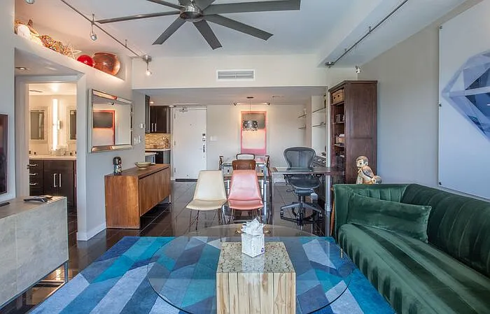1 bed, 1.0 bath, 720 sqft, $2,099 — Photo 3