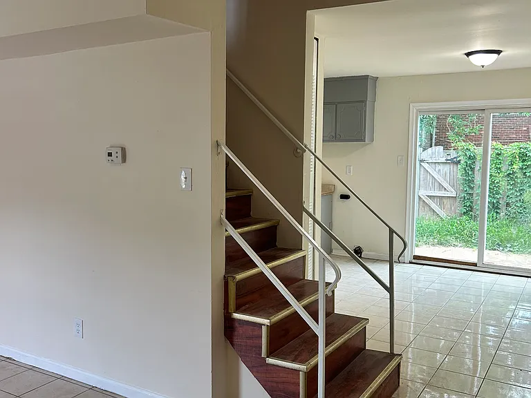 418 Rann Ct — Photo 8