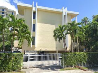 Sunset Point Condominium, South Miami, FL 33143