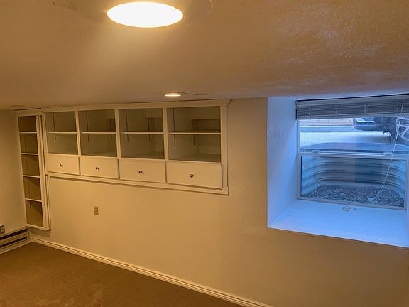 3rd image of 829 E Browning Ave