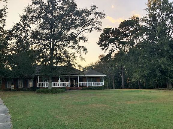 2nd image of 4058 Liska Cir
