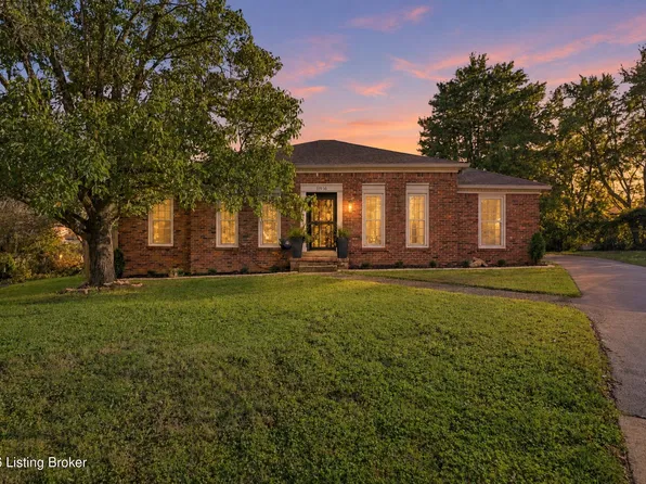 11916 Berry Hill Rd, Douglass Hills, KY 40243