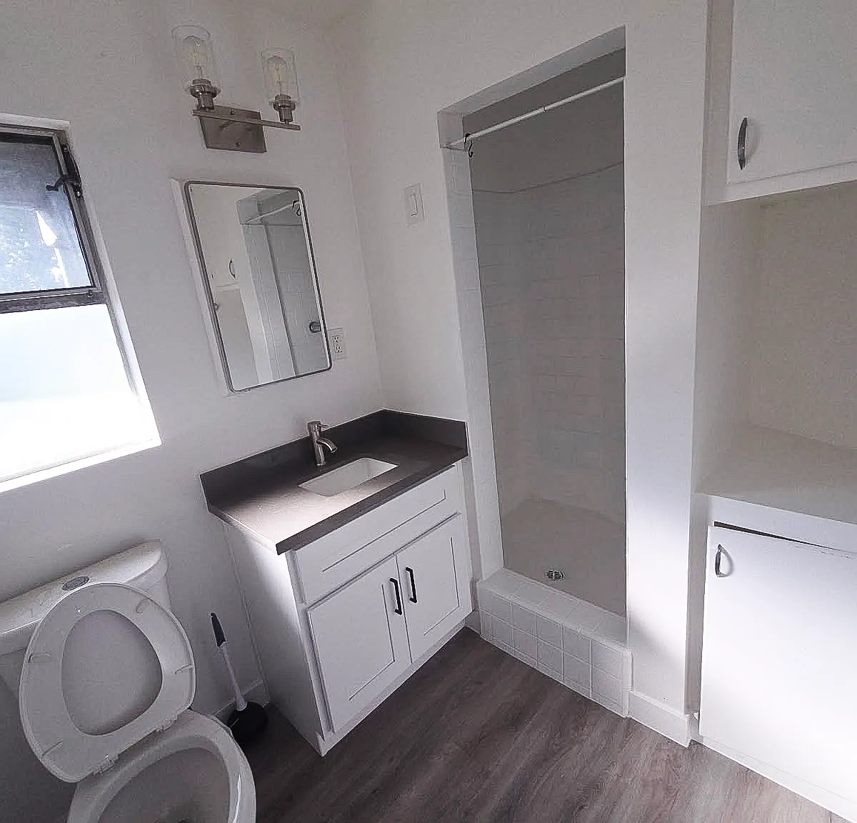 2624 Lake Ave — Photo 2