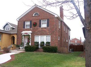 1226 Rossell Ave, Oak Park, IL 60302