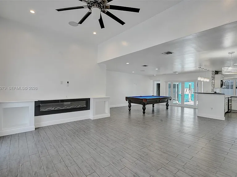 9240 SW 54th St — Photo 10