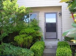 323 Wall Pl, Santa Rosa, CA 95401