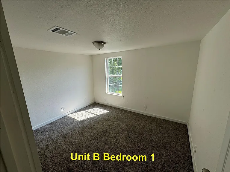 8214 Livingston St #B — Photo 2