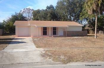 1st image of 7926 Woodvale Cir