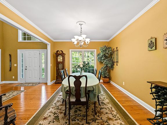 5th image of 3309 Avent Ferry Rd