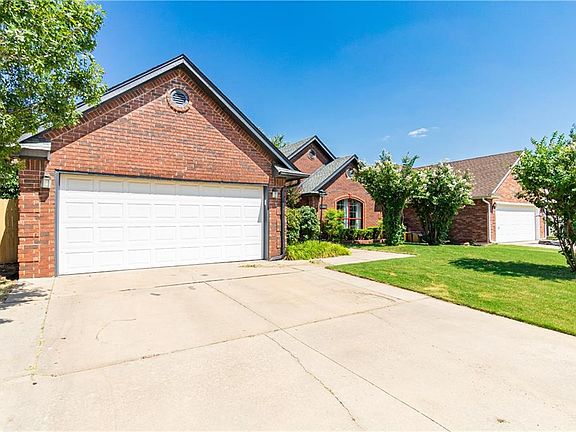 2nd image of 13004 Springcreek Ct