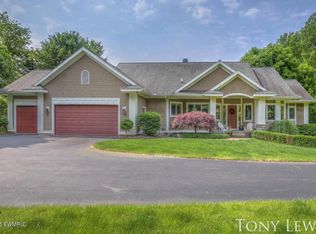 7901 Alten Oaks Dr SE, Ada, MI 49301