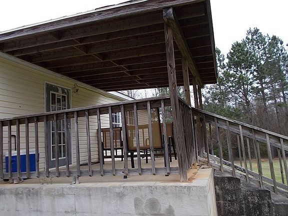 3rd image of 16 Kayci Ln
