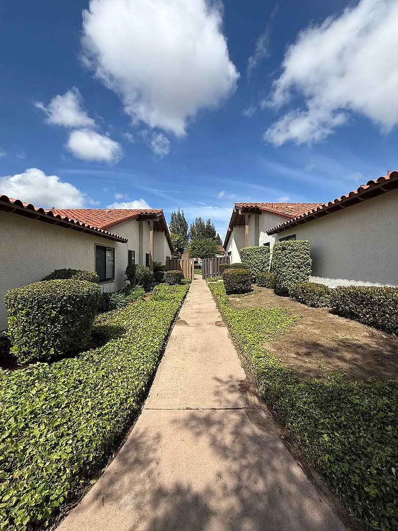 Building Photo - 4579 Foxenwood Ln