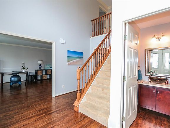 5th image of 4736 Flagstone Dr