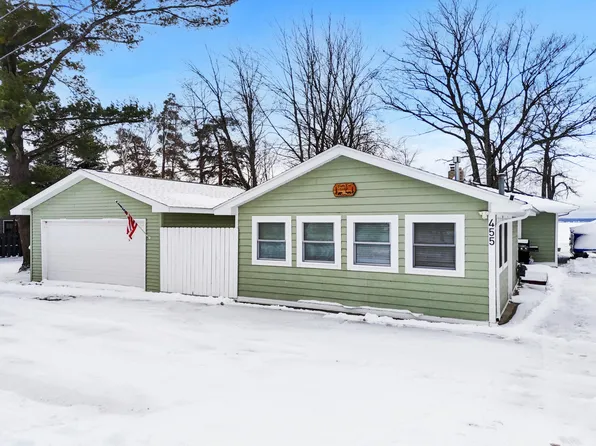 455 Old Trail Dr, Houghton Lake, MI 48629