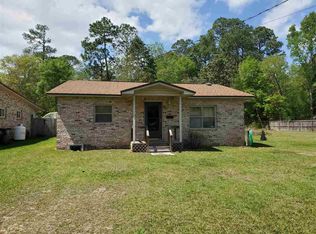 3425 Kossuth St, Milton, FL 32583