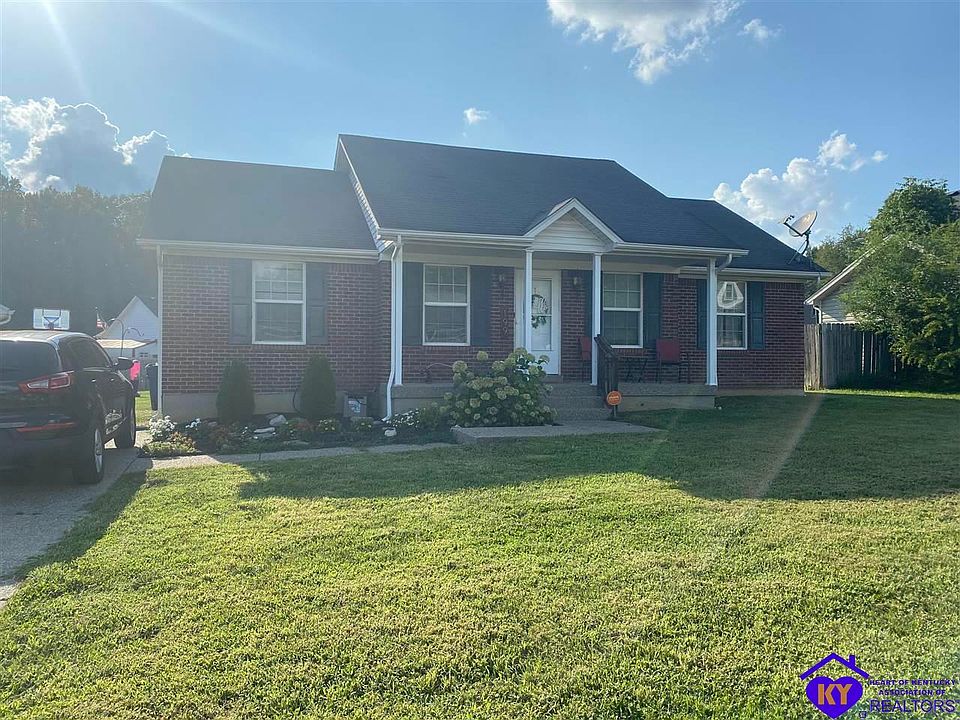 1st image of 199 Clover Cove Dr
