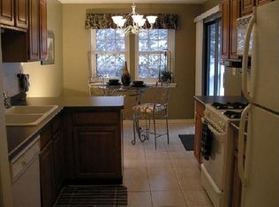 855 Weidner Ct S #1A, Buffalo Grove, IL 60089