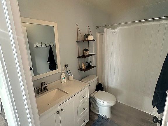 3rd image of 35341 Bay Winds Ln
