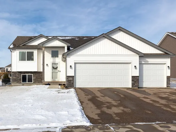 843 Hickory Curv, Watertown, MN 55388