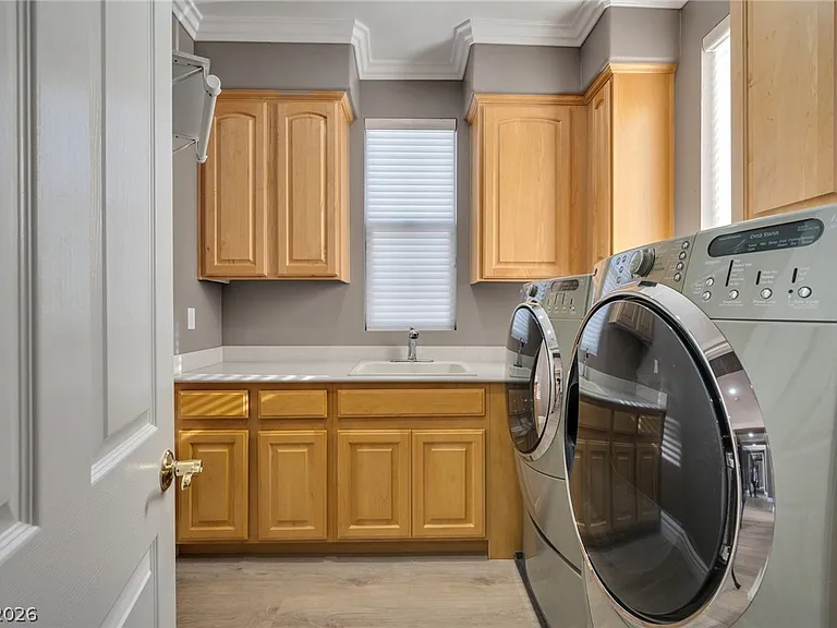 11319 Winter Cottage Pl — Photo 36