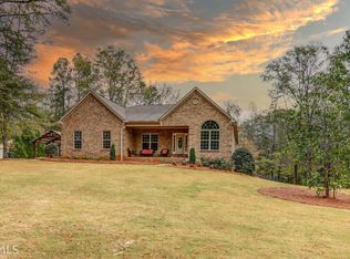 806 Emory St, Oxford, GA 30054