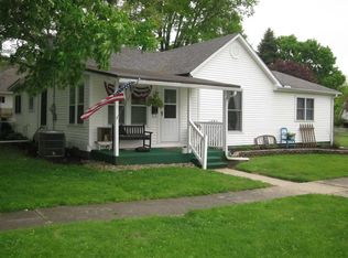 409 E Walnut St, Mason City, IL