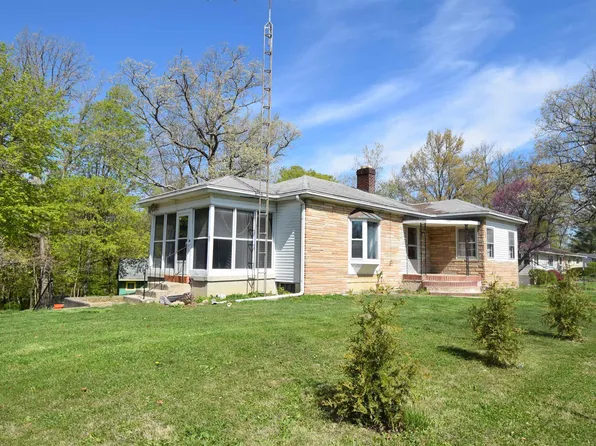 690 N Mississinewa Ave, Albany, IN 47320