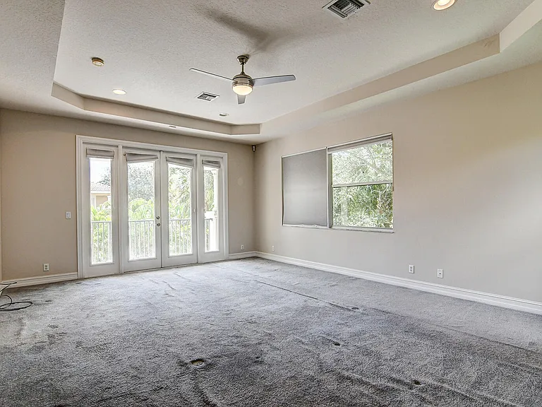 670 Edgebrook Ln — Photo 46