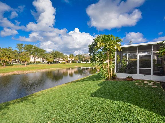 4th image of 1181 Delray Lakes Dr